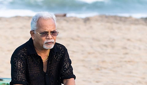 இன்றைய இலக்கியவாதிகளுக்குத் தைரியம் இல்லை! - சாரு நிவேதிதா நேர்​காணல்