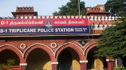 சென்னை | வருமானவரி துறை அதிகாரி என கூறி இளைஞரை காரில் கடத்தி ரூ.20 லட்சம் வழிப்பறி