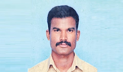 உயி​ரிழந்​த செந்​தில்​வேல்