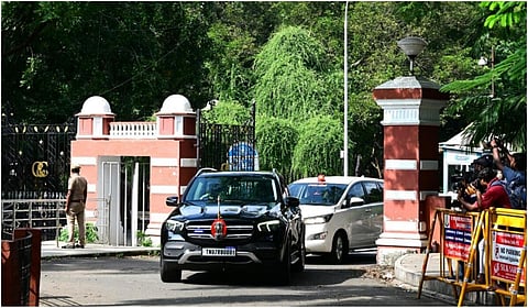 அண்ணா பல்கலைக்கழகத்தில் தமிழக ஆளுநர் ஆர்.என்.ரவி ஆய்வு மேற்கொண்டார் | பி.வேளாங்கண்ணிராஜ்