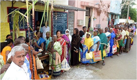 பொங்கல் பரிசு தொகுப்பு வழங்க ஜன.3 முதல் வீடு வீடாக டோக்கன்
