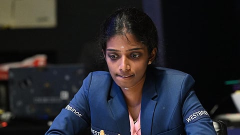 உலக பிளிட்ஸ் செஸ் சாம்பியன்ஷிப்: வெண்கலப் பதக்கம் வென்றார் ஆர்.வைஷாலி