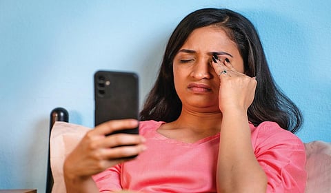 அலைபேசியும் அழுகும் மூளையும்