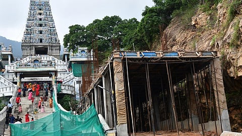 மருதமலை கோயிலுக்கு கார்களில் செல்ல தடை - நெரிசலை தவிர்க்க நடவடிக்கை  
