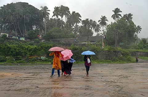 வளிமண்டல கீழடுக்கு சுழற்சி: இன்று எங்கெங்கு கனமழை பெய்ய வாய்ப்பு?
