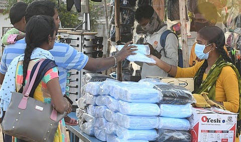 காணும் பொங்கலையொட்டி ​பொது இடங்களில் முக கவசம் அவசியம்: பொது சுகாதாரத் துறை அறிவுறுத்தல்