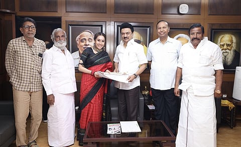 திமுகவில் இணைந்தார் திவ்யா சத்யராஜ்