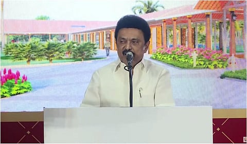 சென்னையில் தொல்லியல் துறை சார்பில், தயாரிக்கப்பட்ட  ‘இரும்பின் தொன்மை’ நூலை வெளியிட்டு முதல்வர் ஸ்டாலின் உரையாற்றினார்