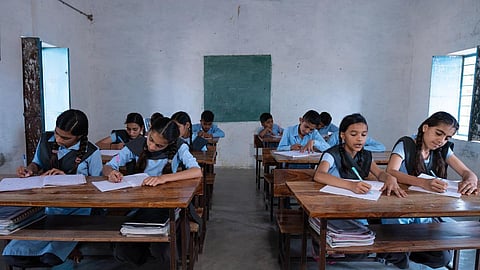 அடிப்படை கல்வியில் கூடுதல் கவனம் தேவை