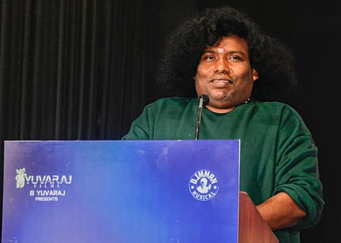 அஜித்துக்கு பாராட்டு விழா: யோகிபாபு கோரிக்கை