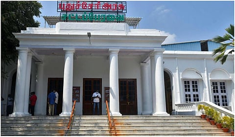 புதுச்சேரி துணைநிலை ஆளுநரின் தனிச் செயலர், காரைக்கால் ஆட்சியர் திடீர் மாற்றம்