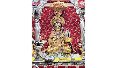 செல்வ வளம் அருளும் காசி அன்னபூரணி