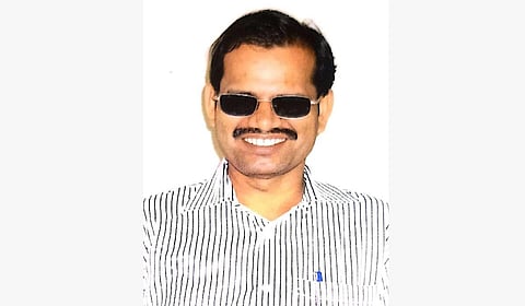 பேராசிரியர் ஏழுமலை