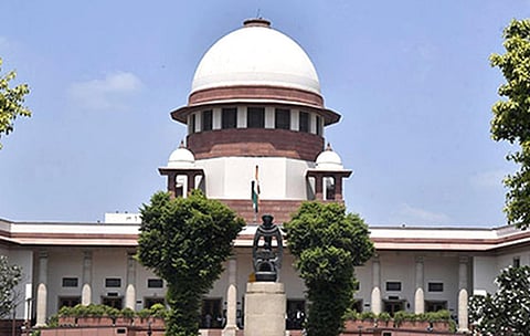 மாநகராட்சி, நகராட்சி கடைகளுக்கு முழு ஊரடங்கு காலத்துக்கும் வாடகை தள்ளுபடி வழங்குக: உச்ச நீதிமன்றம்