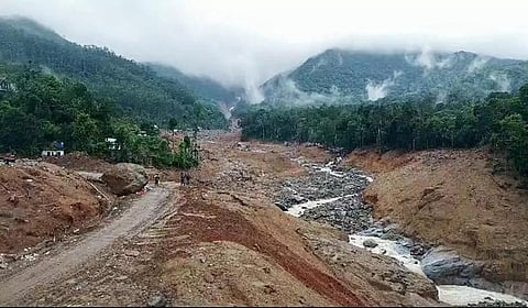 பேரிடர் நிவாரண நிதியில் அரசியல் வேண்டாம்!