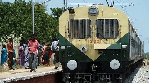 தாம்பரம் - விழுப்புரம் ரயில் உட்பட 9 ரயில்களின் சேவையில் மாற்றம்