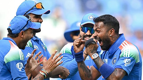இந்திய அணிக்கு ‘துபாய் சாதகம்’ கூற்றை வழிமொழியும் நாசர் ஹுசைன், ஆத்தர்டன்!