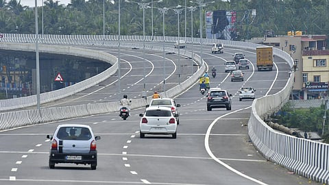 2025-26ம் நிதியாண்டில் 10,000 கி.மீ தூரத்துக்கு தேசிய நெடுஞ்சாலை அமைக்கப்படும்