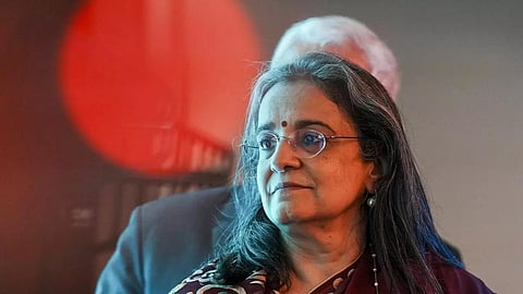 பங்குச் சந்தை மோசடி: செபி முன்னாள் தலைவர் தொடர்ந்த வழக்கு மும்பை உயர் நீதிமன்றத்தில் இன்று விசாரணை