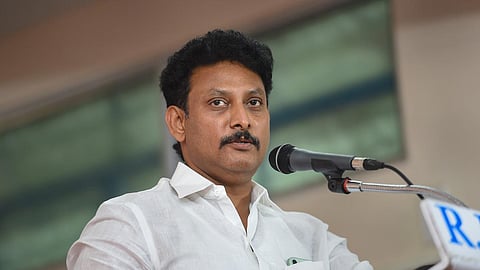 குழந்தைகளை ஏமாற்றி கையெழுத்து வாங்குவதா? - பாஜகவுக்கு அமைச்சர் அன்பில் மகேஸ் கண்டனம்