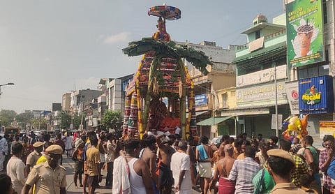 காஞ்சி காமாட்சியம்மன் கோயில் திருத்தேரோட்ட உற்சவம்