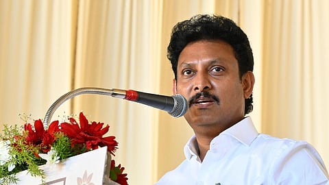 பாலியல் வன்கொடுமை புகாரில் 23 ஆசிரியர்கள் டிஸ்மிஸ்: பள்ளிக்கல்வி துறை நடவடிக்கை