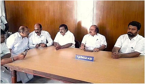 புதுச்சேரியில் மும்மொழிக் கொள்கை அமல்: அமைச்சர் பேச்சுக்கு எதிர்ப்பு; திமுக, காங். வெளிநடப்பு
