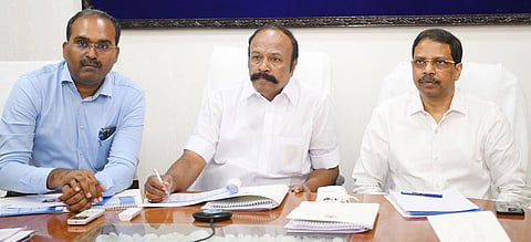 முதல்வர் மருந்தகங்களில் மருந்து தட்டுப்பாடு கூடாது: அதிகாரிகளுக்கு அமைச்சர் அறிவுறுத்தல்