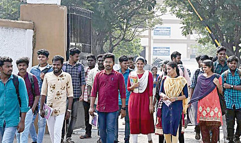 அரசு கலை, அறிவியல் கல்லூரிகளில் முதல்வர் பணியிடங்கள் அனைத்தும் ஆகஸ்ட் மாதத்துக்குள் நிரப்பப்படும்: கல்லூரி கல்வி ஆணையர்