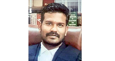 குமரியில் மாயமான 2 சிறுமிகள் நெல்லையில் மீட்பு: பாலியல் வன்கொடுமை செய்த வழக்கறிஞர் போக்சோவில் கைது