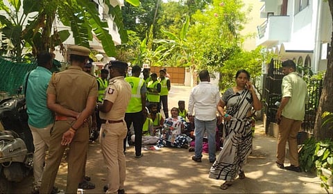 சவுக்கு சங்கர் வீடு மீது தாக்குதலுக்கு அரசியல் தலைவர்கள் கண்டனம் 