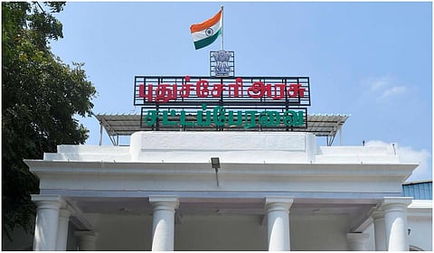 மாநில அந்தஸ்து வழங்கக் கோரி புதுச்சேரி பேரவையில் அரசு தீர்மானம் நிறைவேற்றம்