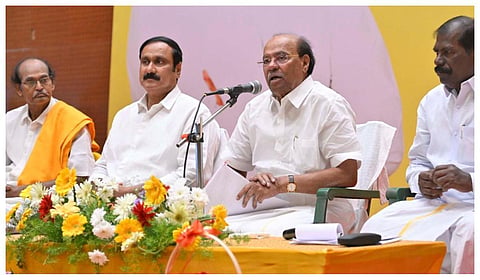 10-ம் வகுப்புப் பொதுத் தேர்வில் தமிழ் கட்டாயப் பாடம் ஆக்கப்படுவதை உறுதி செய்ய வேண்டும்: ராமதாஸ்