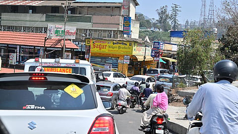 ஊட்டி, கொடைக்கானலில் வாகனங்களை கட்டுப்படுத்த இ-பாஸ் முறை அமல்