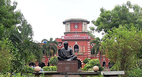 பாலிடெக்னிக் டிப்ளமா பயின்றோர் தொழில்பயிற்சியுடன் கூடிய பிஇ-க்கு விண்ணப்பிக்கலாம்:  அண்ணா பல்கலை.