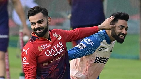 ஆர்சிபி அணியின் தொடர் வெற்றியைத் தடுக்குமா குஜராத்? - பெங்களூருவில் இன்று மோதல்