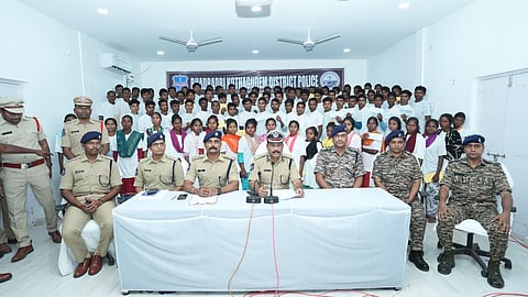 தெலங்கானாவில் 86 மாவோயிஸ்ட்கள் சரண்: பொதுமன்னிப்புடன் தலா ரூ.25 ஆயிரம் நிதி உதவி