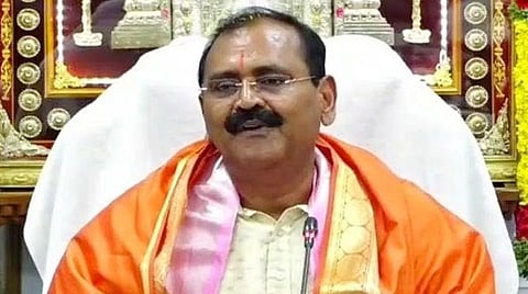 திருப்பதி தேவஸ்தான கோசாலையில் நூற்றுக்கணக்கில் பசு உயிரிழப்பு: கருணாகர் ரெட்டி விமர்சனம்