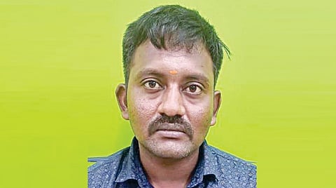 ஆனந்தன்