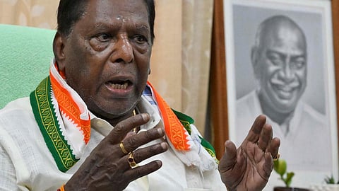 பாஜக ஆளும் மாநிலங்களில் ஊழல் குற்றச்சாட்டு மீது மோடி அரசு பாரபட்சம்: நாராயணசாமி