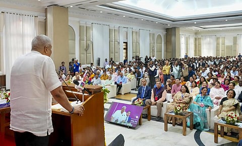 ‘அரசியலமைப்பில் நாடாளுமன்றத்துக்கு மேலான அதிகாரம் வேறில்லை’ - நீதித்துறை மீது ஜக்தீப் தன்கர் விமர்சனம்