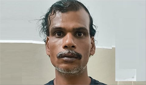 சேலம் முதிய தம்பதி கொலை வழக்கில் கைது செய்யப்பட்ட பிஹார் மாநில தொழிலாளி  சந்தோஷ் குமார்