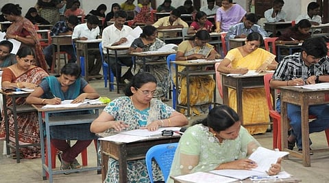 இடைநிலை ஆசிரியர் பயிற்சி தேர்​வு: தனித்​தேர்​வர்​களுக்கு 14-ம் தேதி ஹால்​ டிக்​கெட்