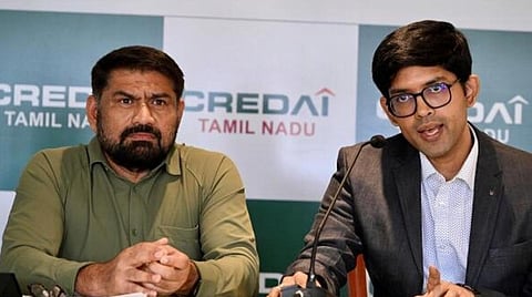 ‘கிரெடாய்’ அமைப்பின் தமிழ்நாடு தலைவர் எஸ்.ஹபிப் மற்றும் கிரெடாய் தமிழ்நாடு செயலர் ஸ்ரீகுமார்