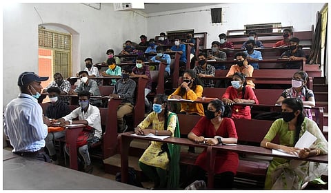 தொழில்முனைவோராக புதிய சான்றிதழ் படிப்பு அறிமுகம்