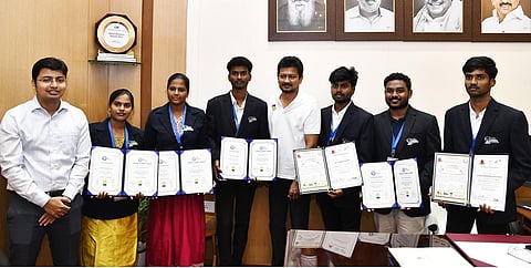 'நான் முதல்வன்' திட்டம் மூலம் தென்கொரியாவில் பயிற்சி பெற்ற 6 மாணவர்கள்​