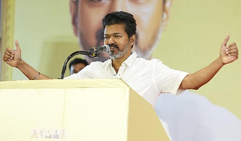 ‘நீட் மட்டும்தானா? அதைத் தாண்டியும் உலகம் இருக்கு!’ - மாணவர்கள் மத்தியில் விஜய் பேச்சு