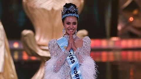 தாய்லாந்தின் ஓபல் சுச்சாதா சுவாங்ஸ்ரீ உலக அழகியாக தேர்வு