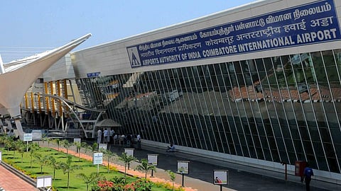 கோவை விமான நிலையத்தில் பெண் பயணியிடம் உயர் ரக கஞ்சா பறிமுதல்: போலீஸ் விசாரணை