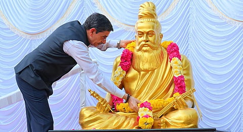 “சனாதன மரபின் சிறந்த துறவி திருவள்ளுவர்” - வைகாசி அனுஷத்தில் ஆளுநர் ரவி மரியாதை